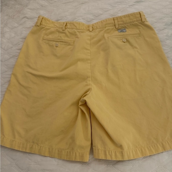 VINEYARD VINES Club Short Bundle 1 yellow 1 Lt Blue.chino style shorts size 40 - Picture 3 of 13